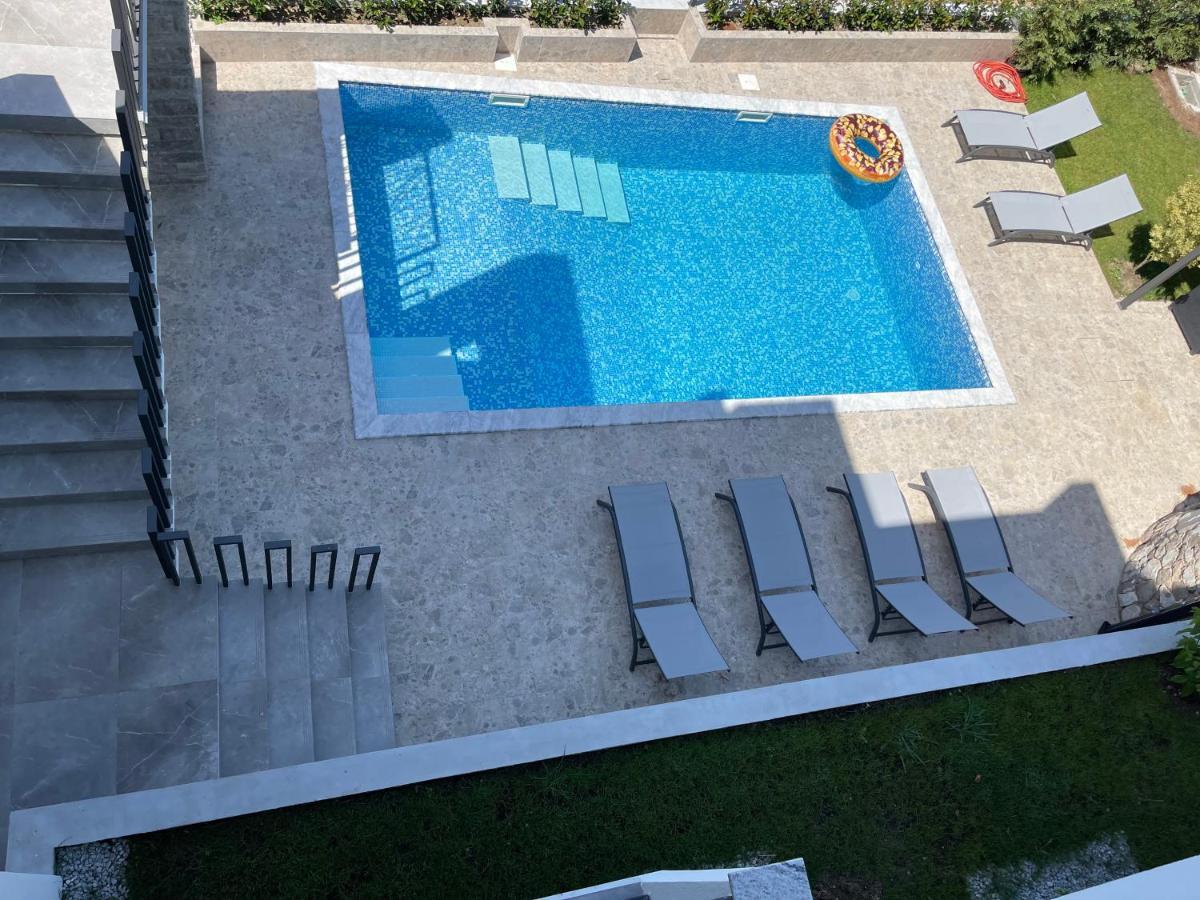 Villa Pine Bar Ngoại thất bức ảnh