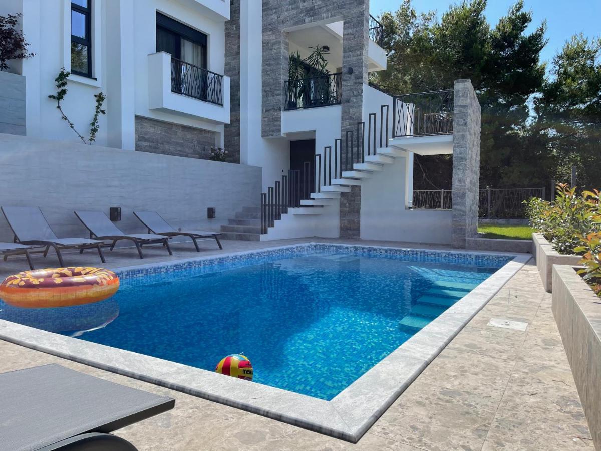 Villa Pine Bar Ngoại thất bức ảnh
