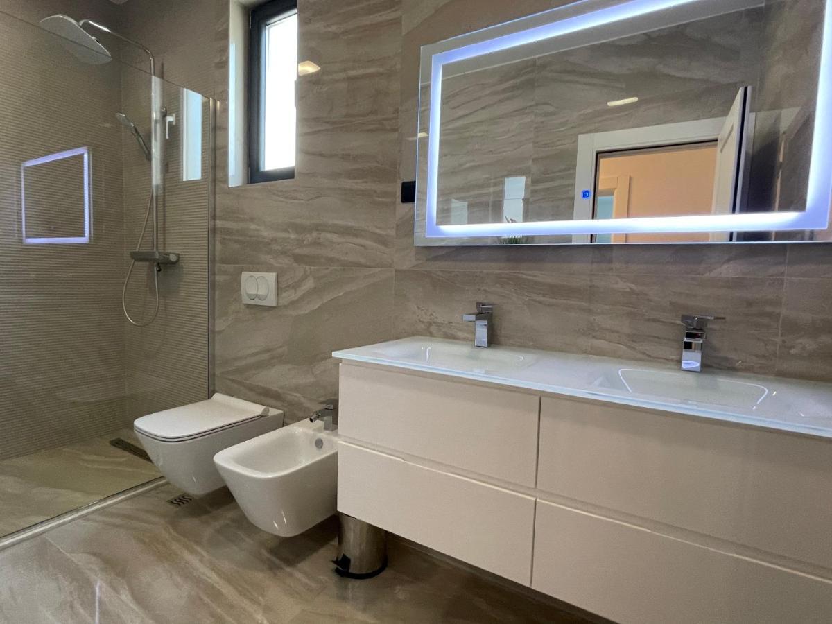 Villa Pine Bar Ngoại thất bức ảnh