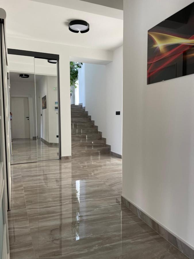 Villa Pine Bar Ngoại thất bức ảnh