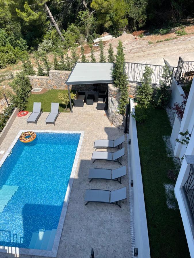 Villa Pine Bar Ngoại thất bức ảnh